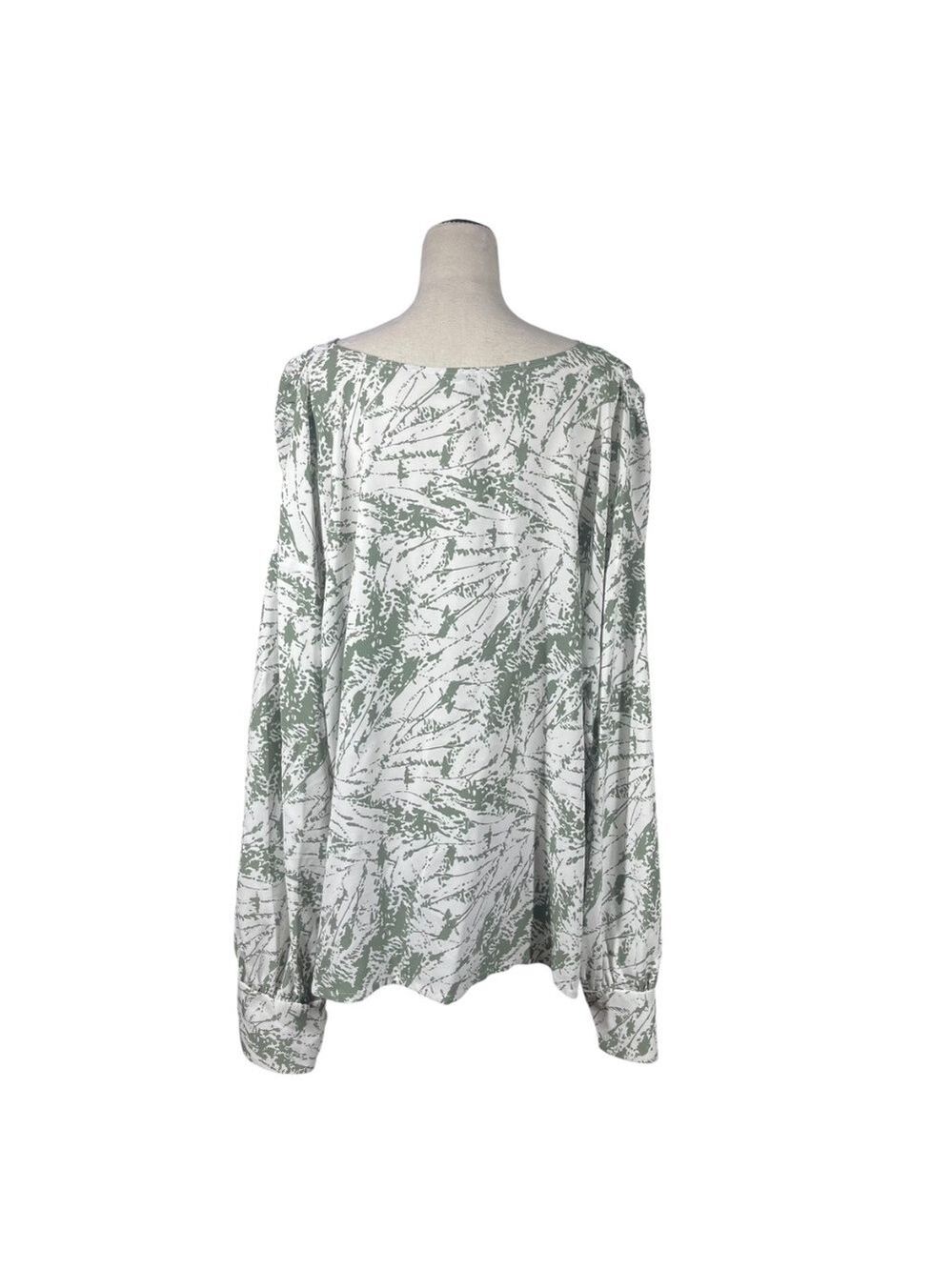 Nordstrom Plus Size Blouse - Picture 3 of 3
